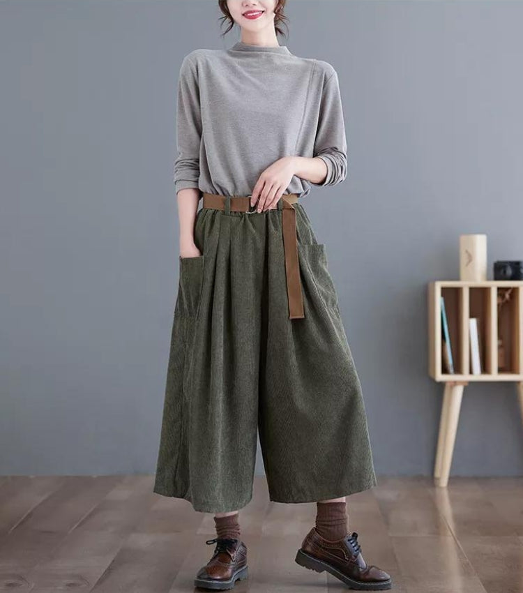 Stylish Work Outfits, Outfit Summer Ideas Dark Academia Wide Leg Corduroy Pants