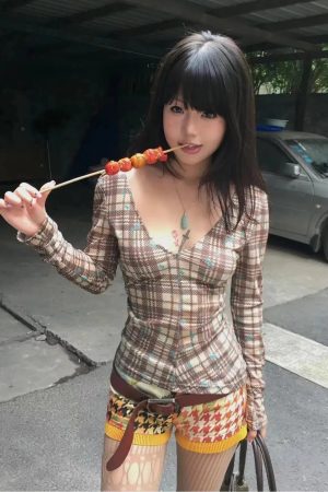 Stylish Work Outfits, Outfit Summer Ideas Deep V Neck Plaid Top