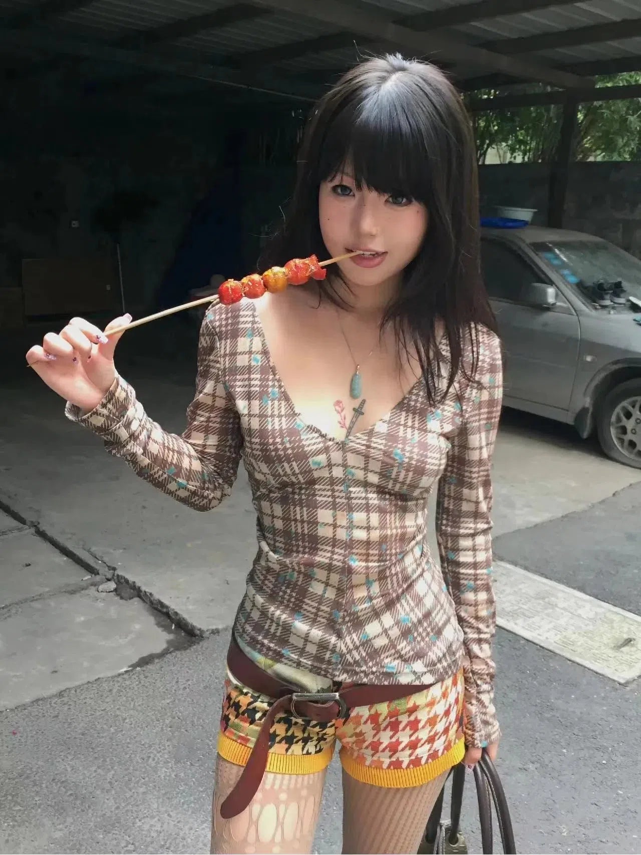 Stylish Work Outfits, Outfit Summer Ideas Deep V Neck Plaid Top Stylish Work Outfits, Outfit Summer Ideas Deep V Neck Plaid Top