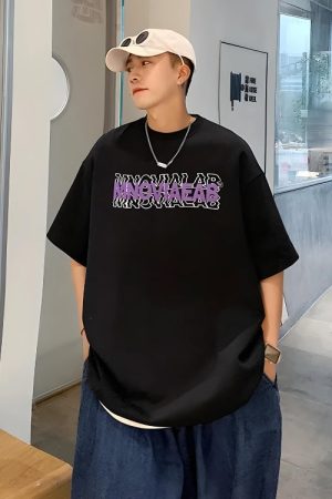 Stylish Work Outfits, Outfit Summer Ideas Distorted Text Graphic Tee