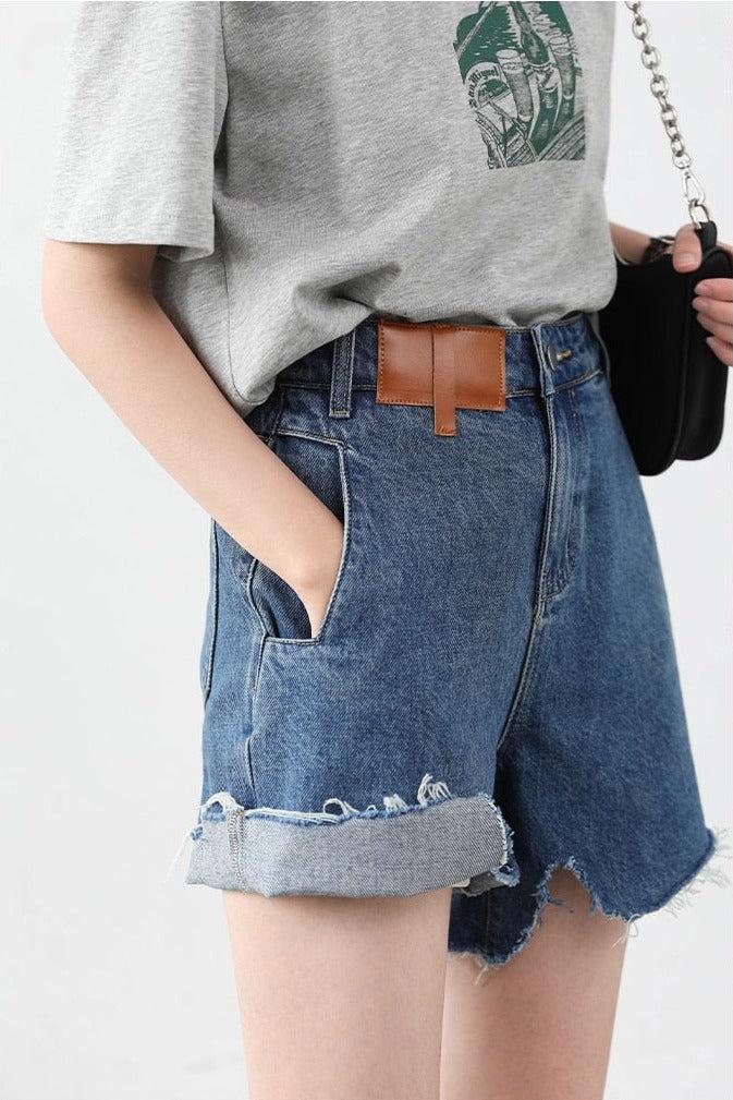 Stylish Work Outfits, Outfit Summer Ideas Distressed Jean Shorts