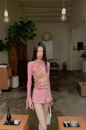 Stylish Work Outfits, Outfit Summer Ideas Fairycore Floral Ruffled Cuff Top