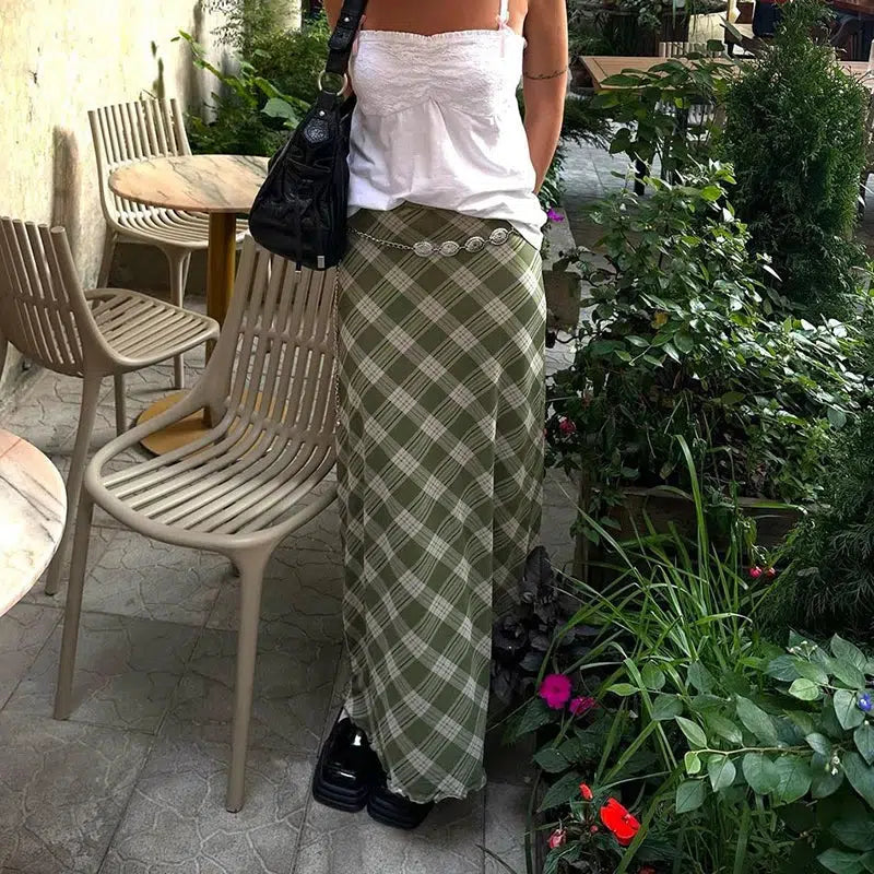 Stylish Work Outfits, Outfit Summer Ideas Fairycore Plaid Maxi Skirt