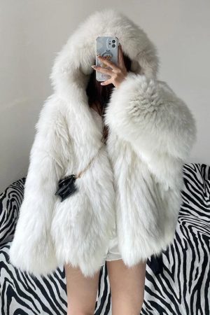 Stylish Work Outfits, Outfit Summer Ideas Faux Fur Hooded Jacket