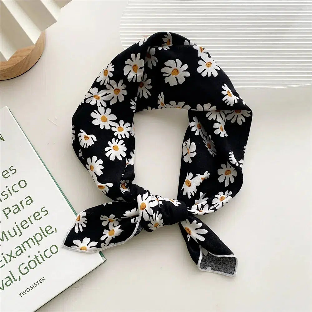 Stylish Work Outfits, Outfit Summer Ideas Floral Bandana Stylish Work Outfits, Outfit Summer Ideas Floral Bandana