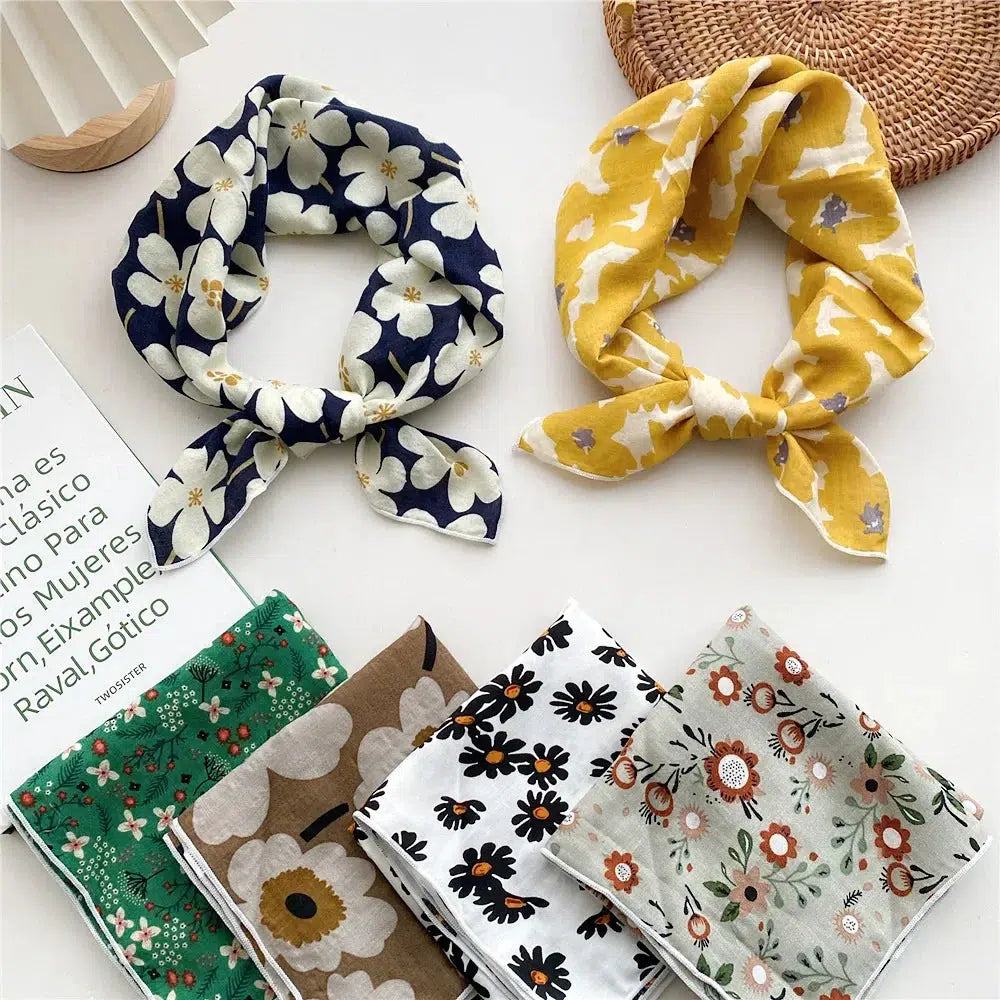 Stylish Work Outfits, Outfit Summer Ideas Floral Bandana
