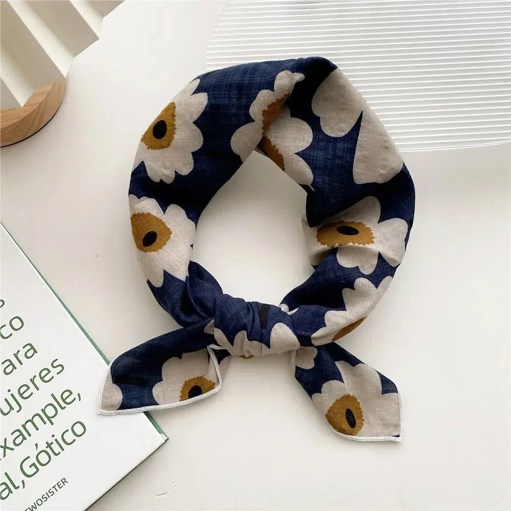 Stylish Work Outfits, Outfit Summer Ideas Floral Bandana Stylish Work Outfits, Outfit Summer Ideas Floral Bandana