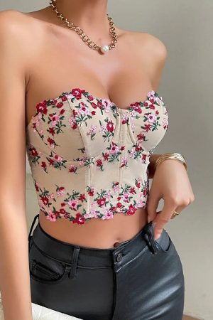 Stylish Work Outfits, Outfit Summer Ideas Floral Corset Top
