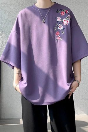 Stylish Work Outfits, Outfit Summer Ideas Floral Embroidered Tee