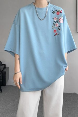 Stylish Work Outfits, Outfit Summer Ideas Floral Embroidered Tee