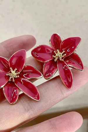 Stylish Work Outfits, Outfit Summer Ideas Flower Gold Stud Earrings