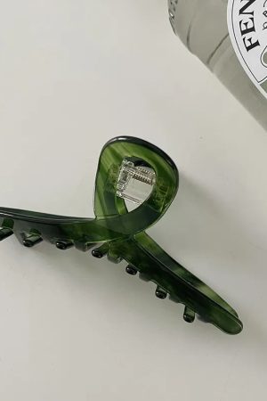 Stylish Work Outfits, Outfit Summer Ideas Forest Hair Claws