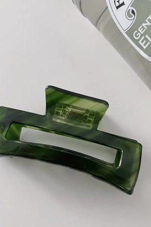 Stylish Work Outfits, Outfit Summer Ideas Forest Hair Claws