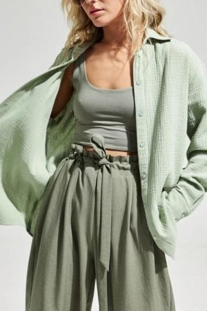 Stylish Work Outfits, Outfit Summer Ideas Gauze Shirt