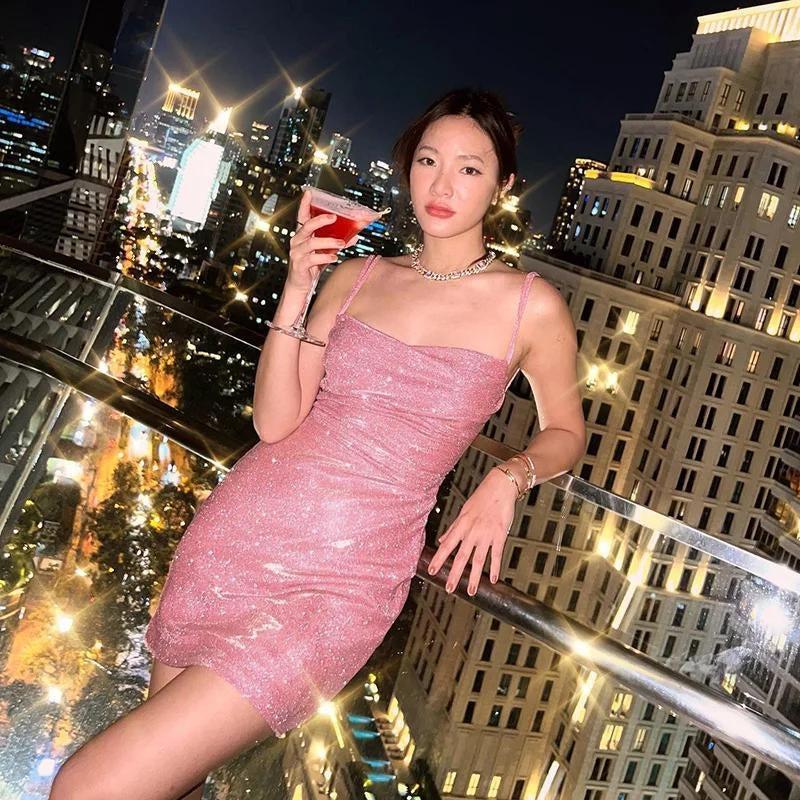 Stylish Work Outfits, Outfit Summer Ideas Glitter Backless Mini Dress