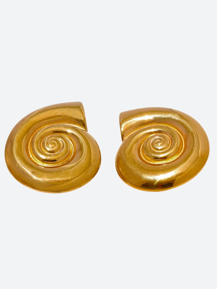 Stylish Work Outfits, Outfit Summer Ideas Gold Sea Shell Necklace & Earrings Stylish Work Outfits, Outfit Summer Ideas Gold Sea Shell Necklace & Earrings