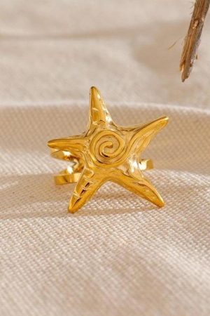 Stylish Work Outfits, Outfit Summer Ideas Gold Starfish Ring