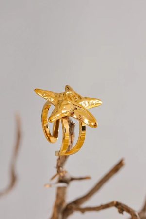 Stylish Work Outfits, Outfit Summer Ideas Gold Starfish Ring
