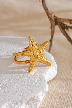 Stylish Work Outfits, Outfit Summer Ideas Gold Starfish Ring