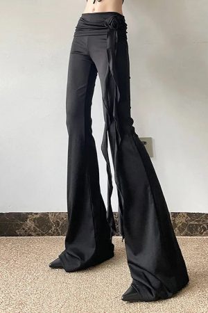 Stylish Work Outfits, Outfit Summer Ideas Goth Ruched Flower Flare Pants