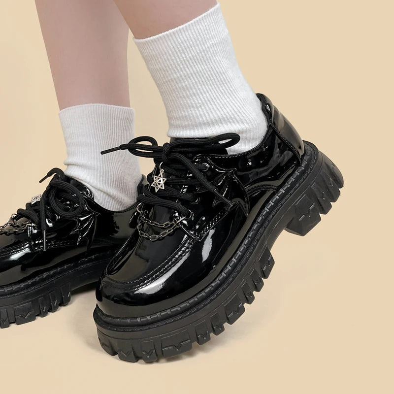 Stylish Work Outfits, Outfit Summer Ideas Grunge Bat Wings Platform Oxford Shoes Stylish Work Outfits, Outfit Summer Ideas Grunge Bat Wings Platform Oxford Shoes