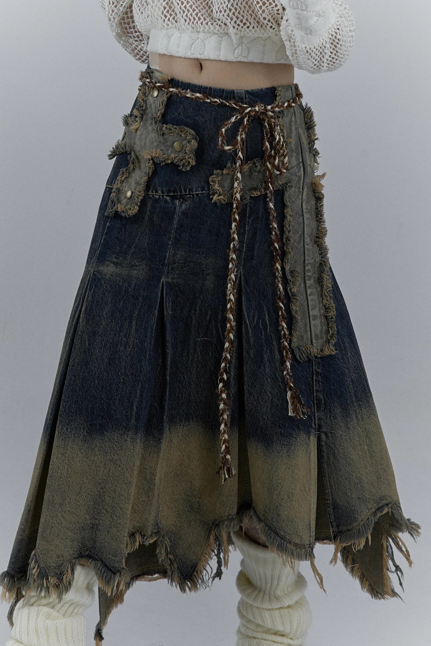 Stylish Work Outfits, Outfit Summer Ideas Grunge Cross Patch Pleated Maxi Skirt Stylish Work Outfits, Outfit Summer Ideas Grunge Cross Patch Pleated Maxi Skirt