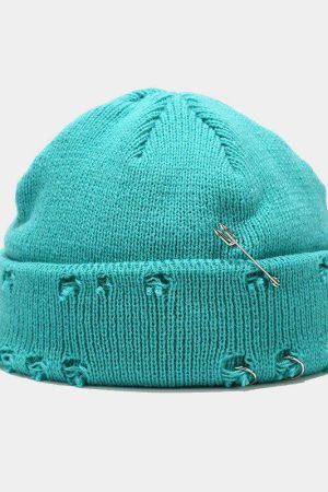 Stylish Work Outfits, Outfit Summer Ideas Grunge Distressed Beanie