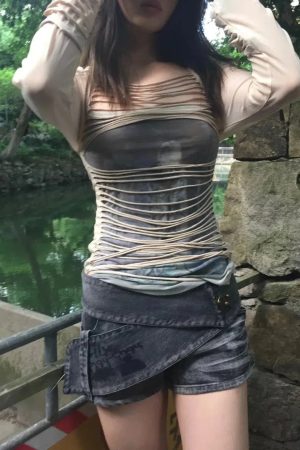 Stylish Work Outfits, Outfit Summer Ideas Grunge Layered Sheer Top