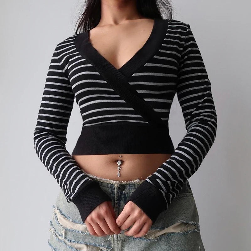 Stylish Work Outfits, Outfit Summer Ideas Grunge Striped Wrap Crop Top