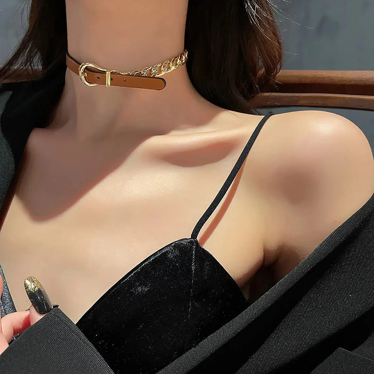 Stylish Work Outfits, Outfit Summer Ideas Half Belted Chain Necklace Stylish Work Outfits, Outfit Summer Ideas Half Belted Chain Necklace