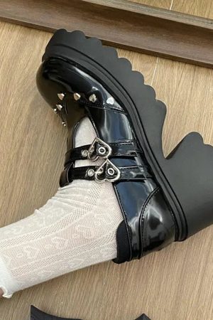 Stylish Work Outfits, Outfit Summer Ideas Heart Buckled Platform Mary Jane Shoes
