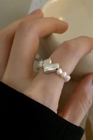 Stylish Work Outfits, Outfit Summer Ideas Heart Stone Beaded Ring