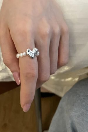 Stylish Work Outfits, Outfit Summer Ideas Heart Stone Beaded Ring