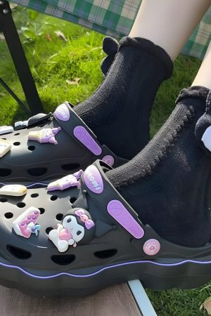 Stylish Work Outfits, Outfit Summer Ideas Hello Kitty Clog Slippers