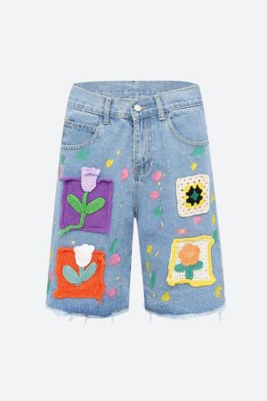 Stylish Work Outfits, Outfit Summer Ideas Knitted Flower Patch Denim Shorts