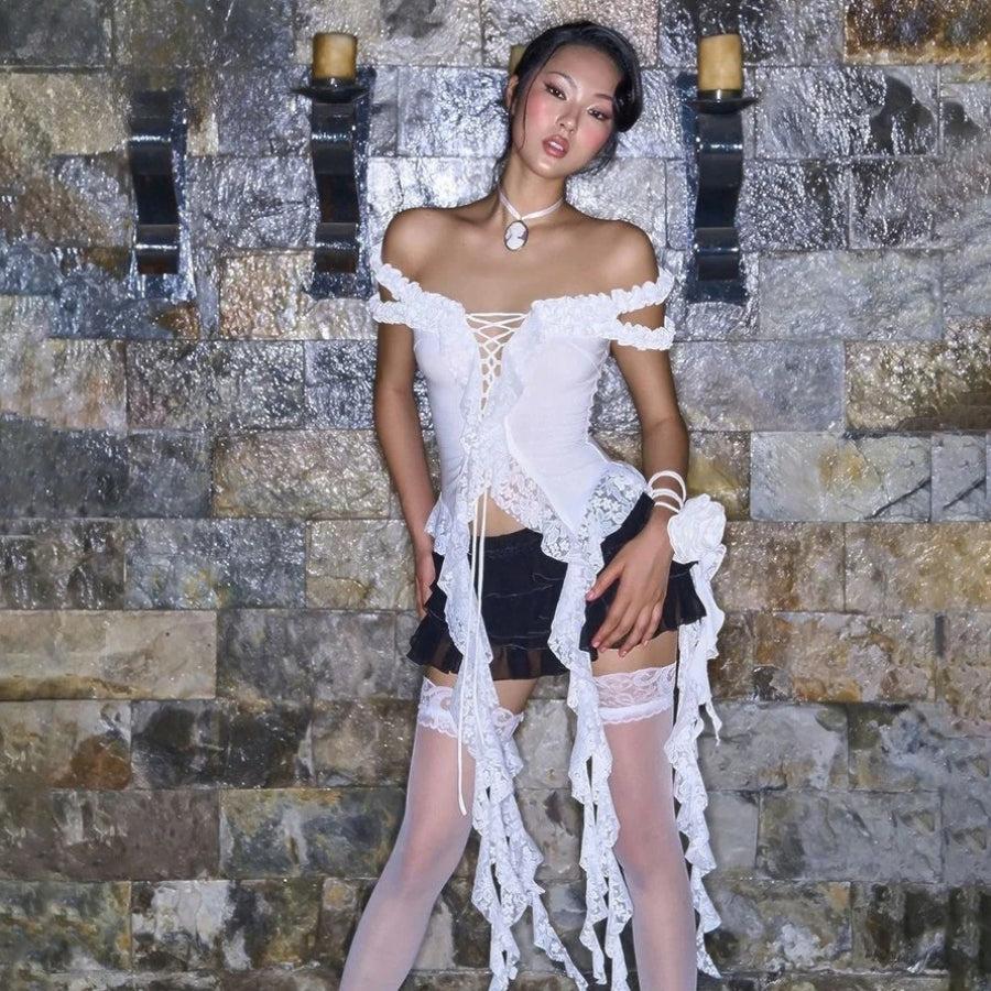 Stylish Work Outfits, Outfit Summer Ideas Lace Ruffled Top