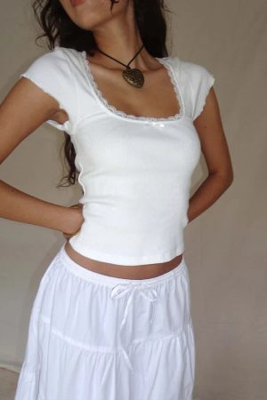 Stylish Work Outfits, Outfit Summer Ideas Lace Trim Baby Tee