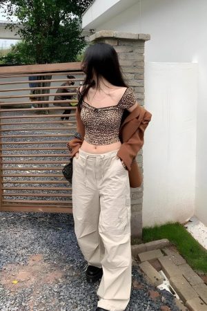 Stylish Work Outfits, Outfit Summer Ideas Leopard Bodycon Crop Top