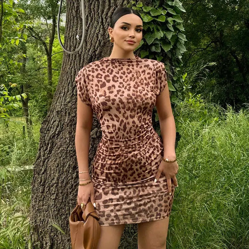 Stylish Work Outfits, Outfit Summer Ideas Leopard Bodycon Mini Dress