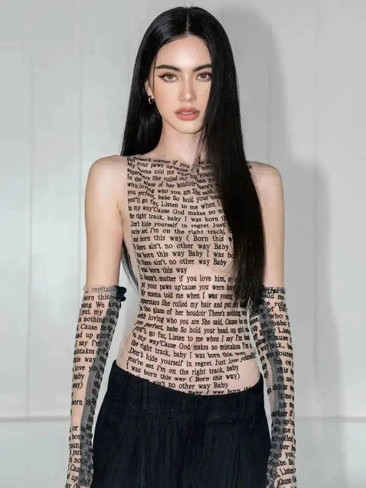 Stylish Work Outfits, Outfit Summer Ideas Letter Printed Top with Gloves