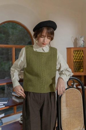 Stylish Work Outfits, Outfit Summer Ideas Light Academia Classic Sweater Vest