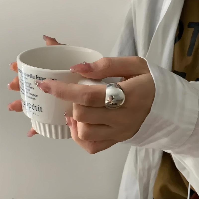 Stylish Work Outfits, Outfit Summer Ideas Minimalist Round Ring Stylish Work Outfits, Outfit Summer Ideas Minimalist Round Ring