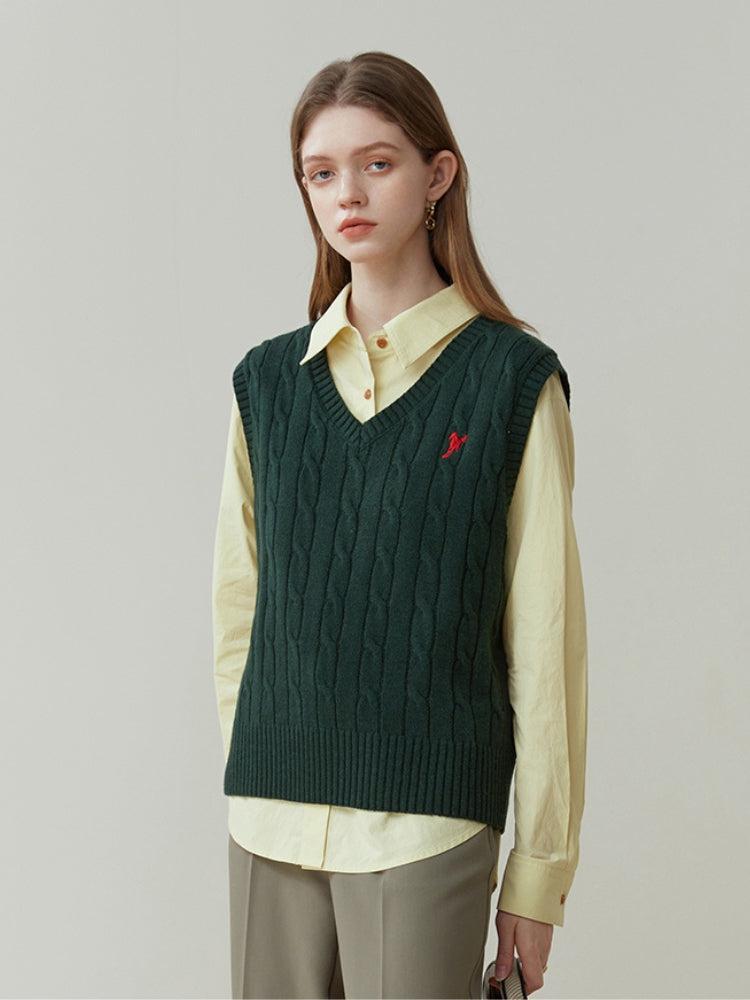 Stylish Work Outfits, Outfit Summer Ideas Old Money Sweater Vest Stylish Work Outfits, Outfit Summer Ideas Old Money Sweater Vest