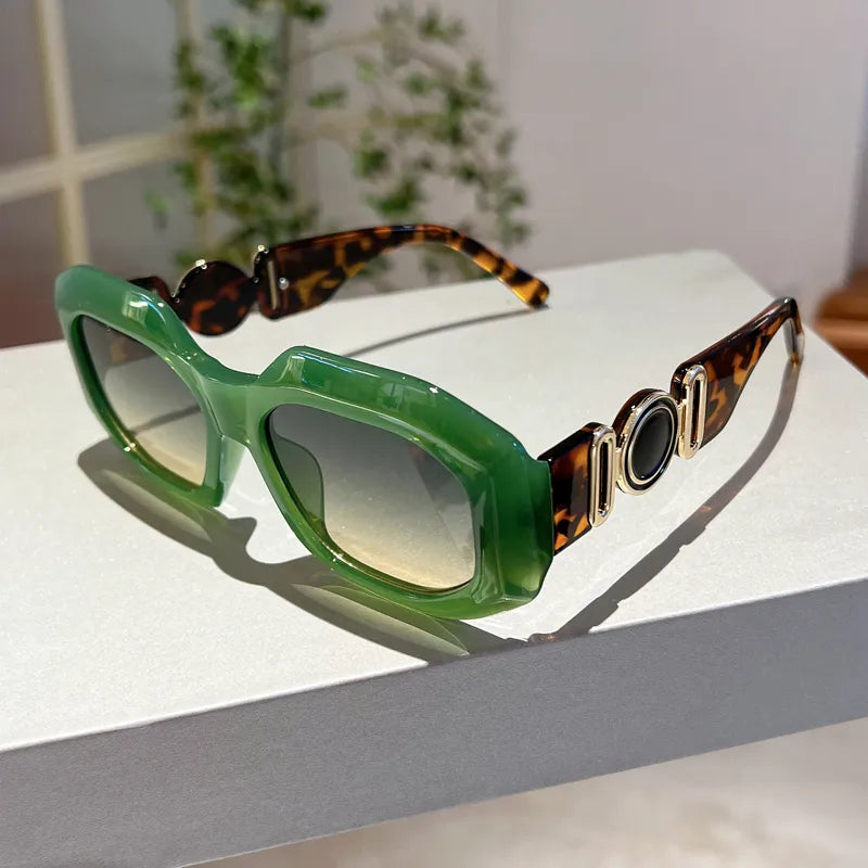 Stylish Work Outfits, Outfit Summer Ideas Oversized Square Sunglasses