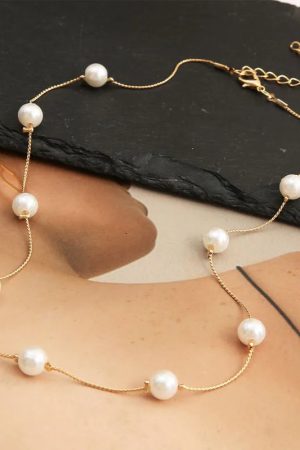 Stylish Work Outfits, Outfit Summer Ideas Pearl Chain Necklace