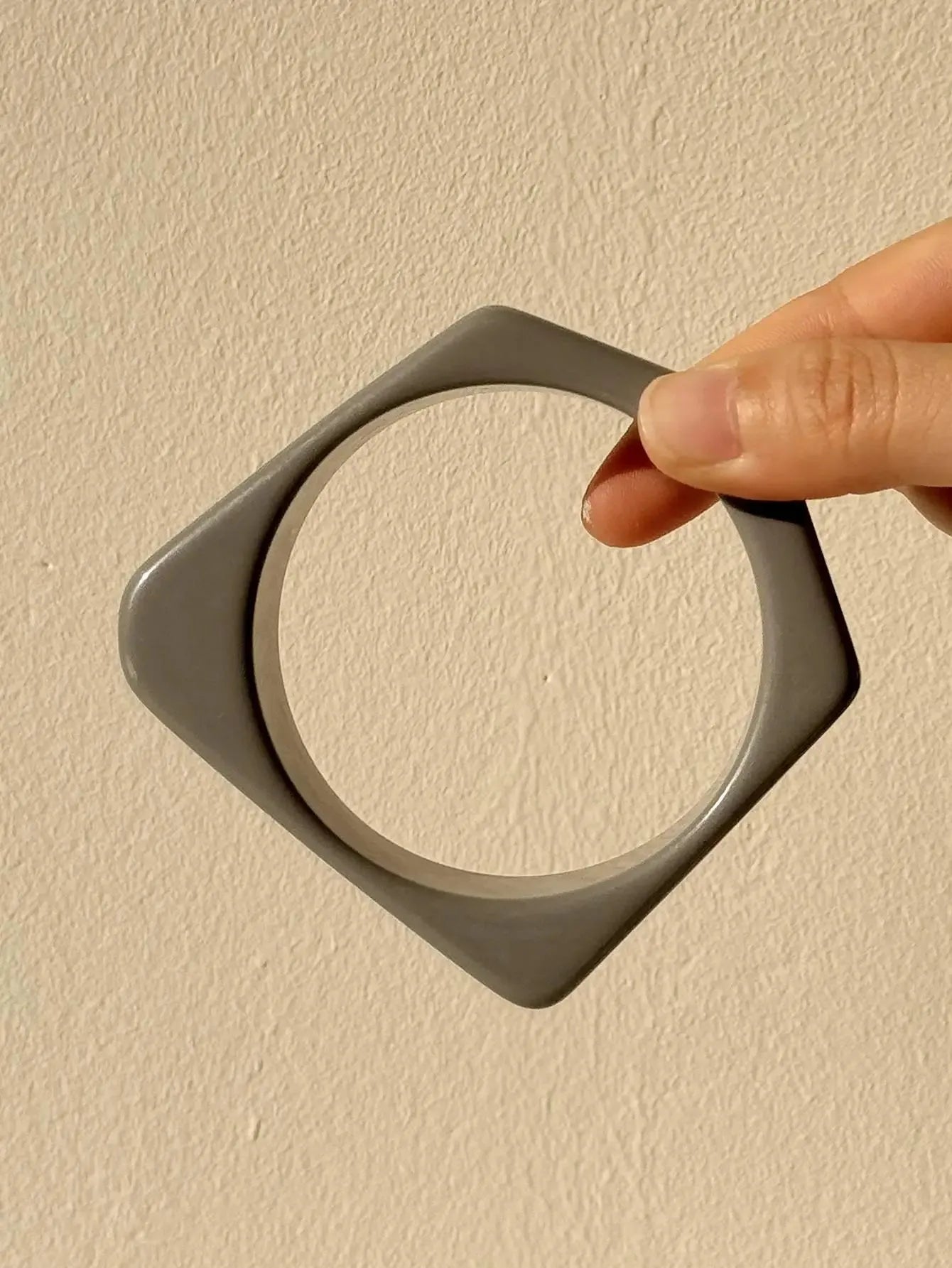 Stylish Work Outfits, Outfit Summer Ideas Pearl Chunky Resin Bracelet Stylish Work Outfits, Outfit Summer Ideas Pearl Chunky Resin Bracelet