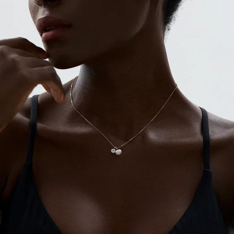 Stylish Work Outfits, Outfit Summer Ideas Pearl & Diamond Necklace