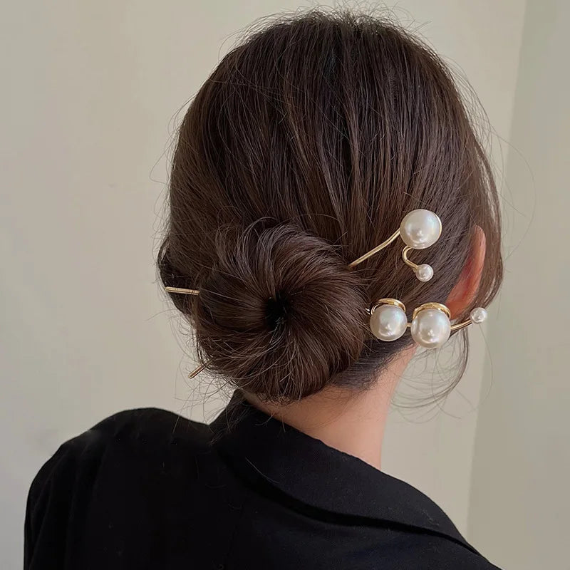 Stylish Work Outfits, Outfit Summer Ideas Pearl Hair Pins