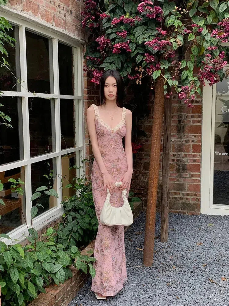 Stylish Work Outfits, Outfit Summer Ideas Pink Maxi Dress