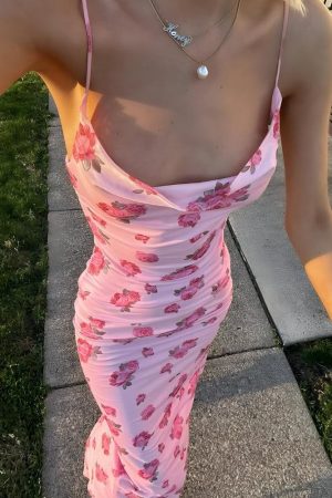 Stylish Work Outfits, Outfit Summer Ideas Pink Rose Satin Maxi Dress